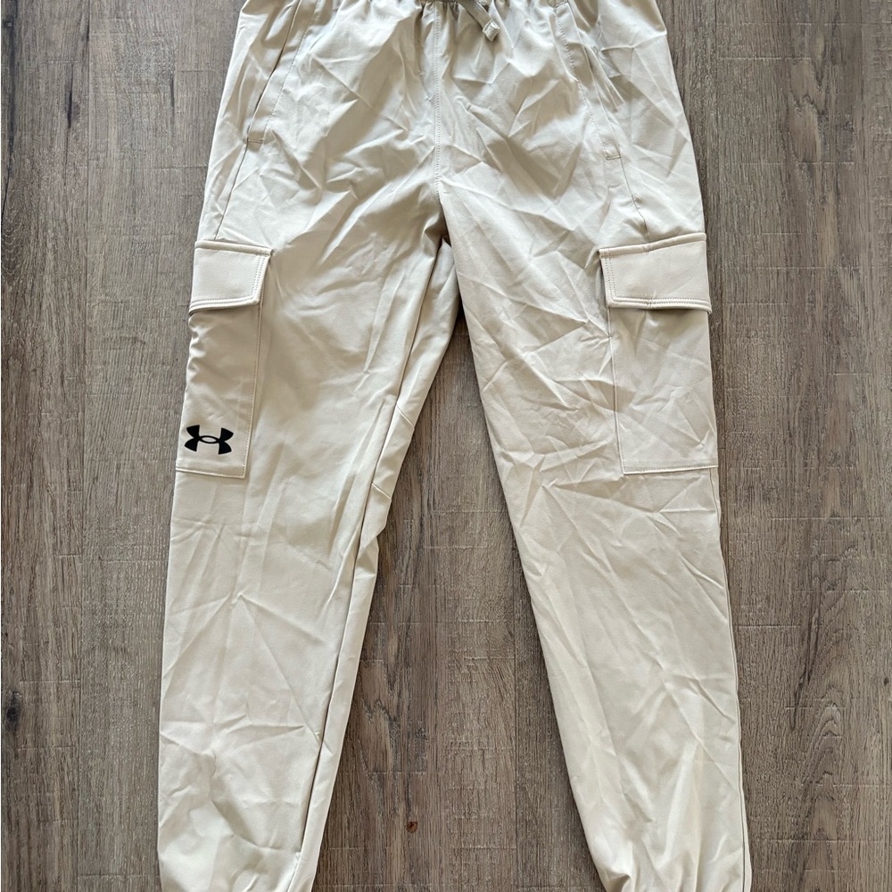 Under Armour Pants Youth Large Beige